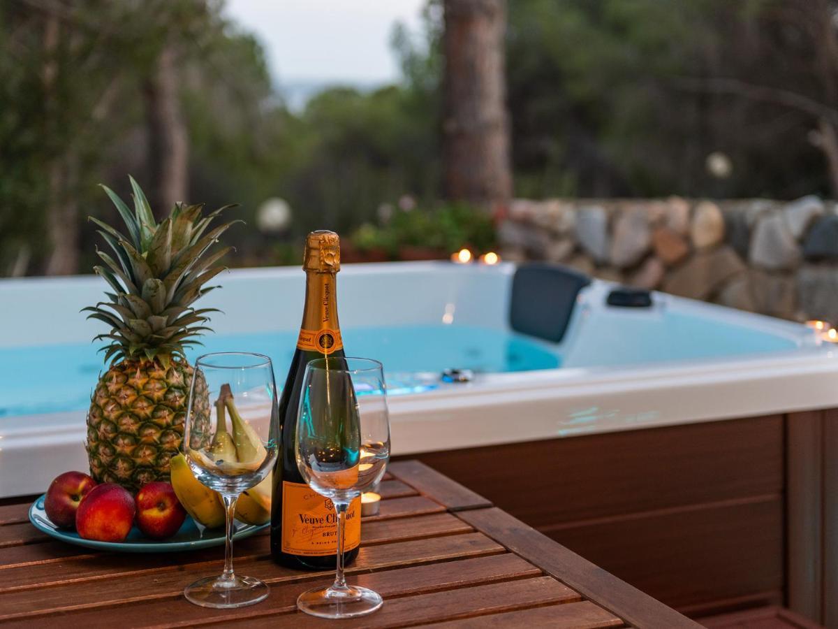 Sardinia Spa Apartment Geremèas Exteriér fotografie